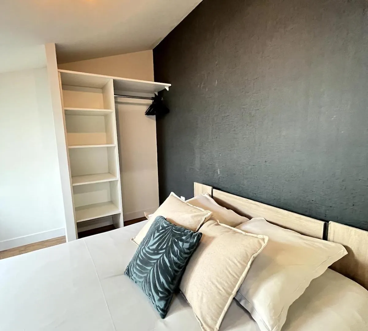 L'Epicea - 3 Chambres Valence Centre 0*, 瓦朗斯 法国